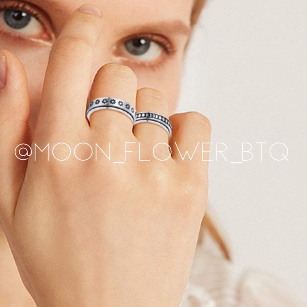 Moon Phase Anxiety Fidget Spinner Ring - Picture 8 of 12